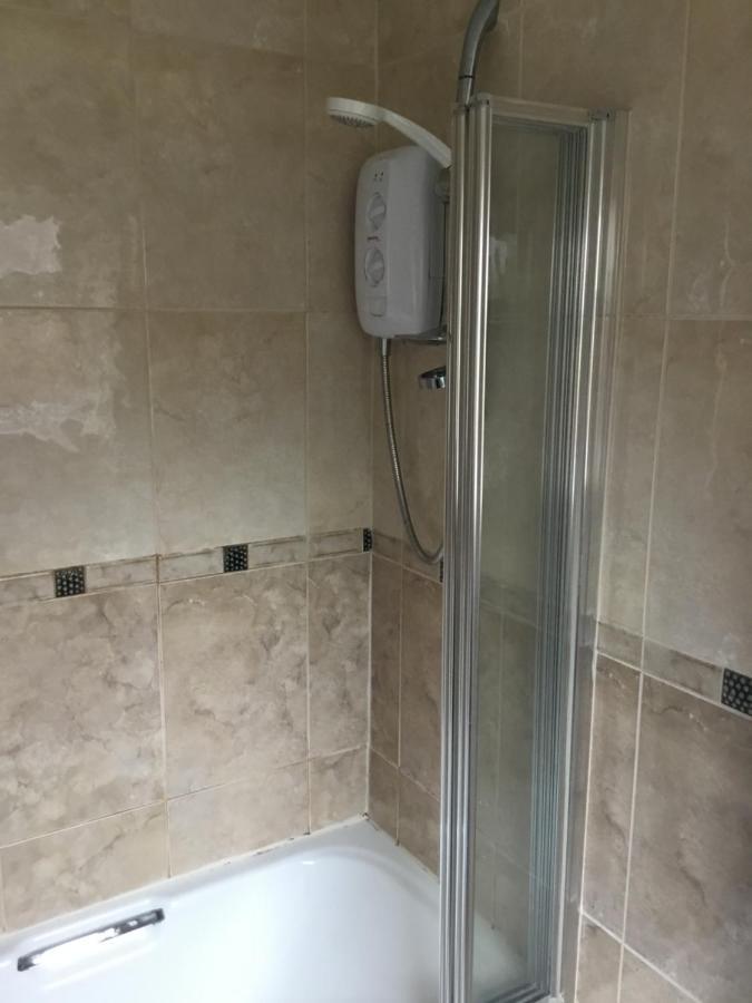 2 Bed Cottage Честър Екстериор снимка
