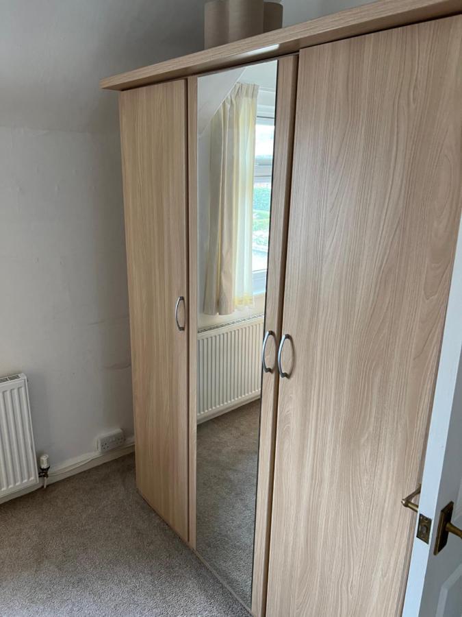 2 Bed Cottage Честър Екстериор снимка